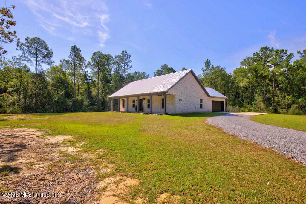 5075 D W N Road Kiln, MS 39556 - Photo 29 of 38 Love the long driveway