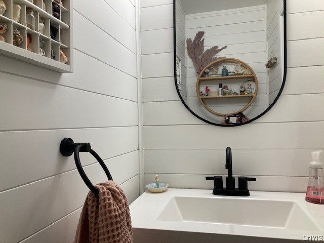 403 Standish Drive DeWitt, NY 13224 - Photo 36 of 40