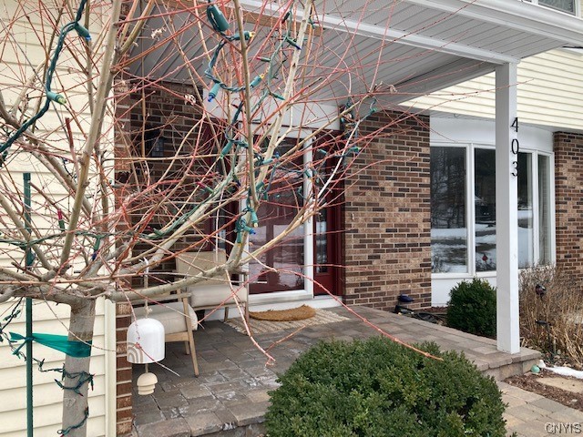 403 Standish Drive DeWitt, NY 13224 - Photo 4 of 40