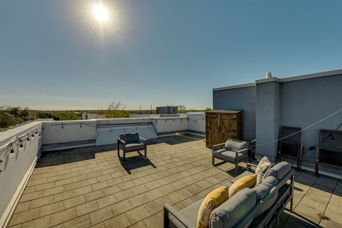 4801 South Congress Avenue, Unit S3 Austin, TX 78745 - Photo 28 of 40 a view of a workspace with furniture