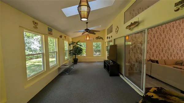 $1,800 | 9707 Southwest 196th Avenue Road, Dunnellon, FL 34432