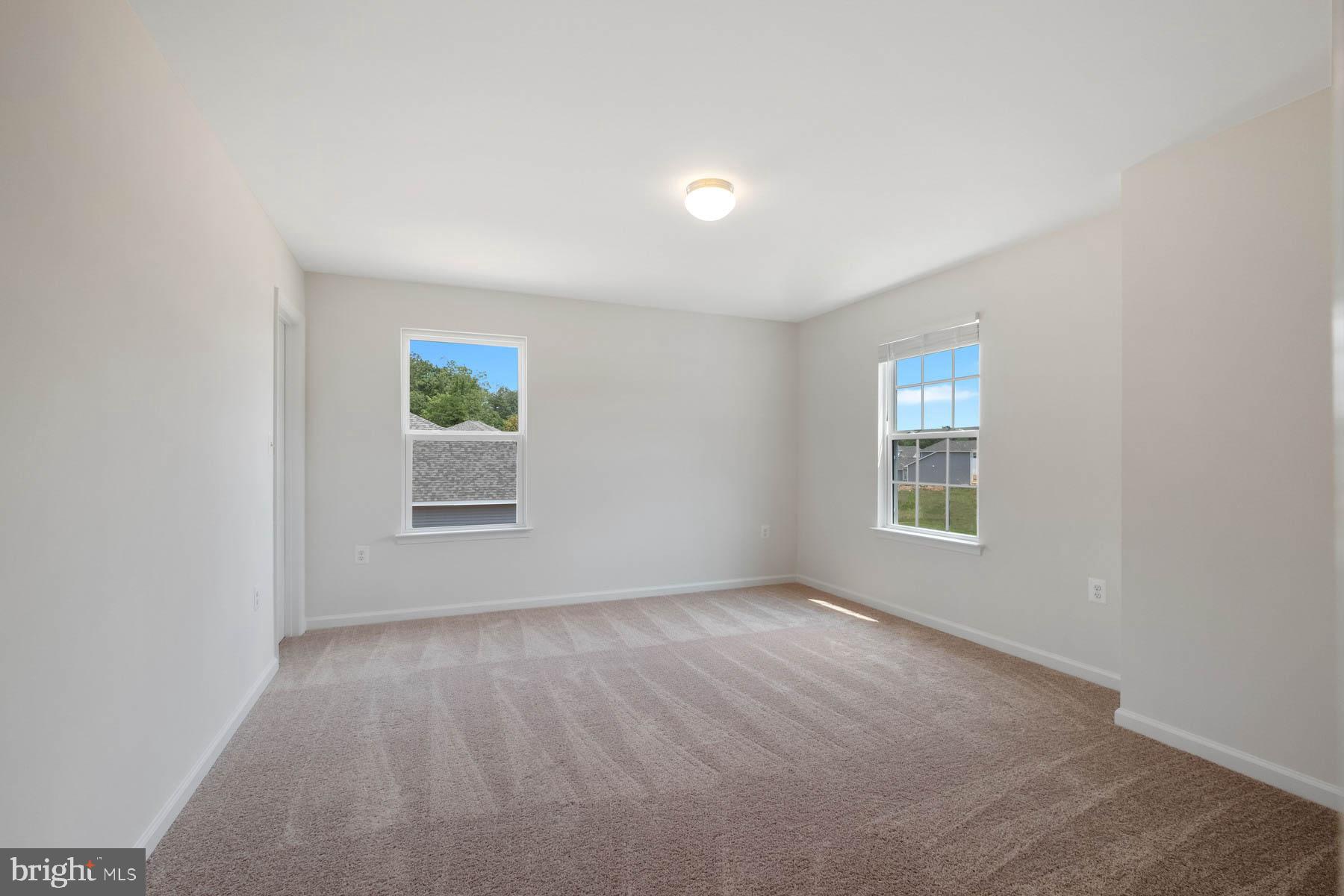 44 Rappahannock Run Falling Waters, WV 25419 - Photo 12 of 32