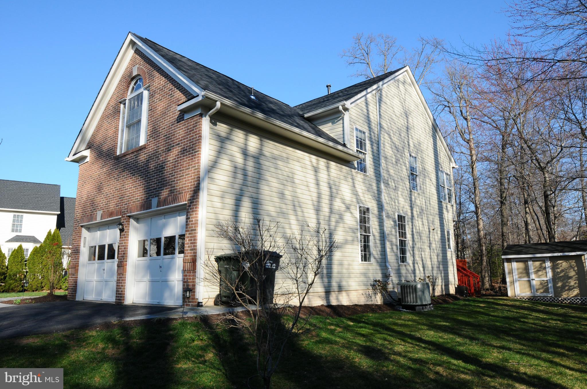 47647 Rhyolite Place Sterling, VA 20165 - Photo 19 of 20 Exterior (Front)