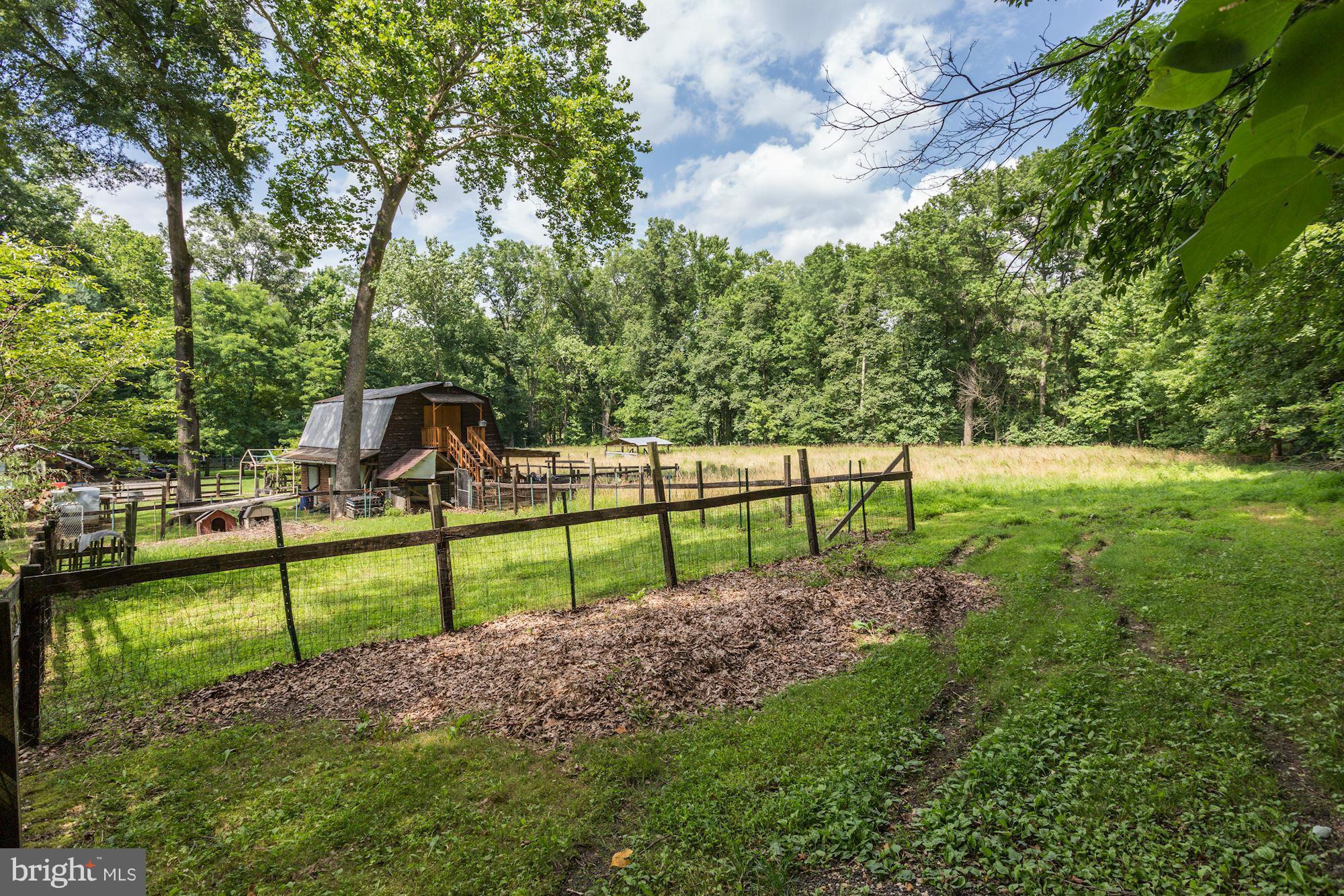 14600 Farmington Creek Road Accokeek, MD 20607 - Photo 5 of 13 Exterior (General)