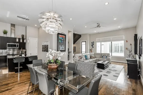 $3,600 | 1608 West Webster Street, Unit B, Houston, TX 77019