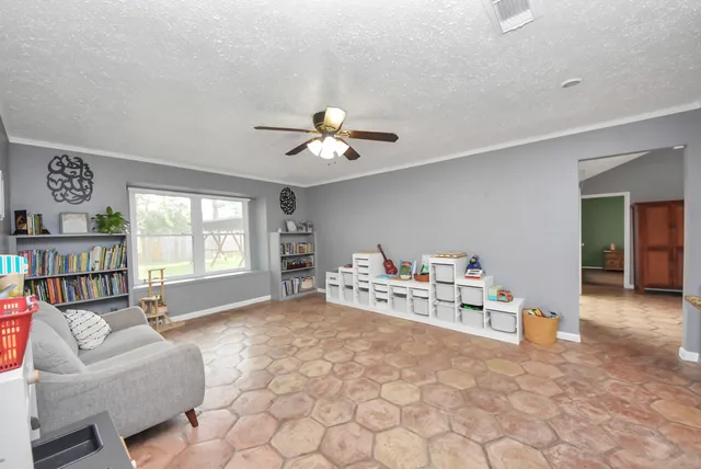 $254,000 | 10007 Loch Dane Drive, Houston, TX 77070