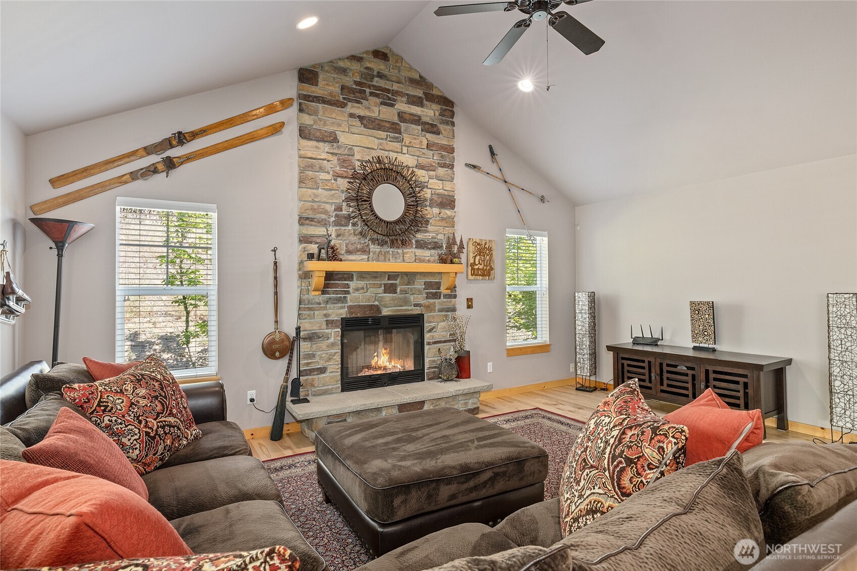 200 Clearwater Loop, Unit 1 Ronald, WA 98940 - Photo 18 of 40 a bedroom with a bed and a fireplace