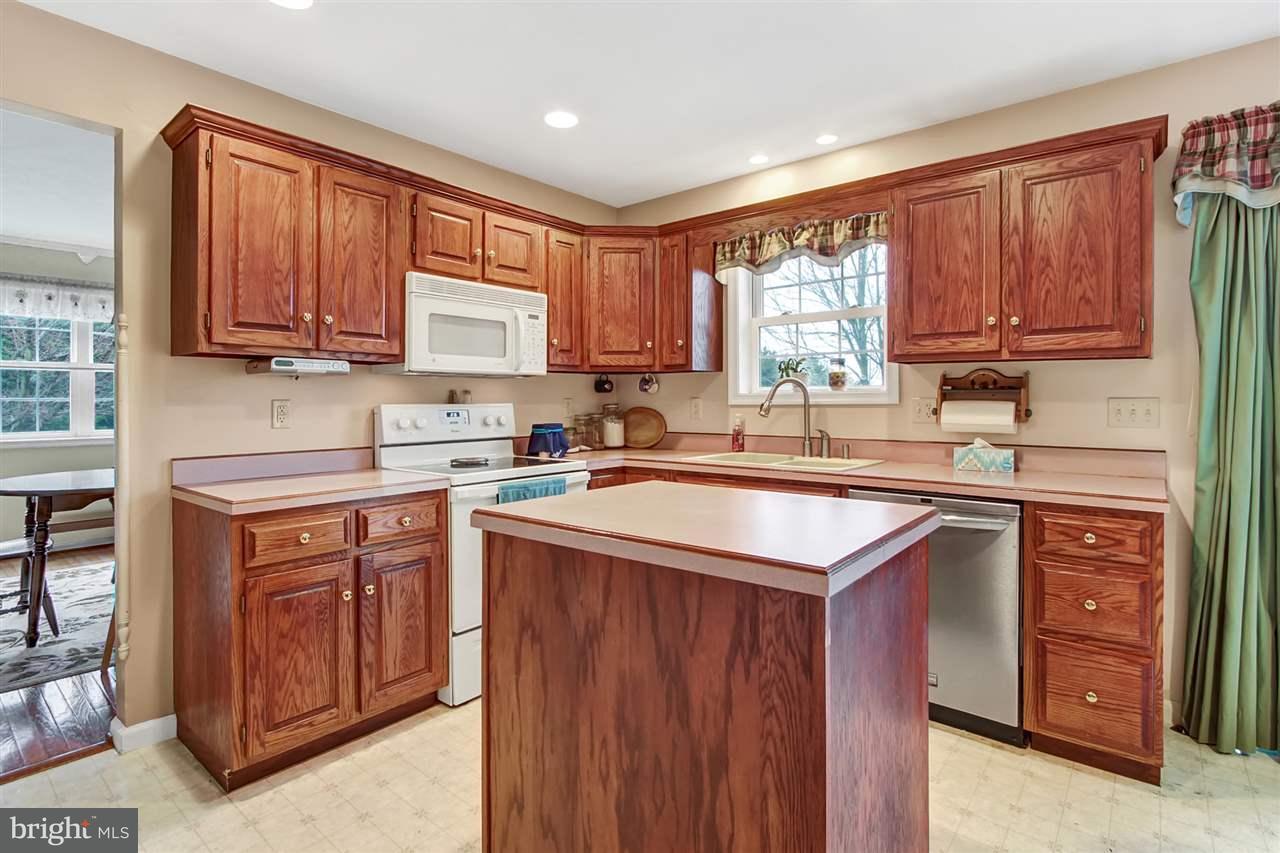 2205 Harney Road Littlestown, PA 17340 - Photo 12 of 30