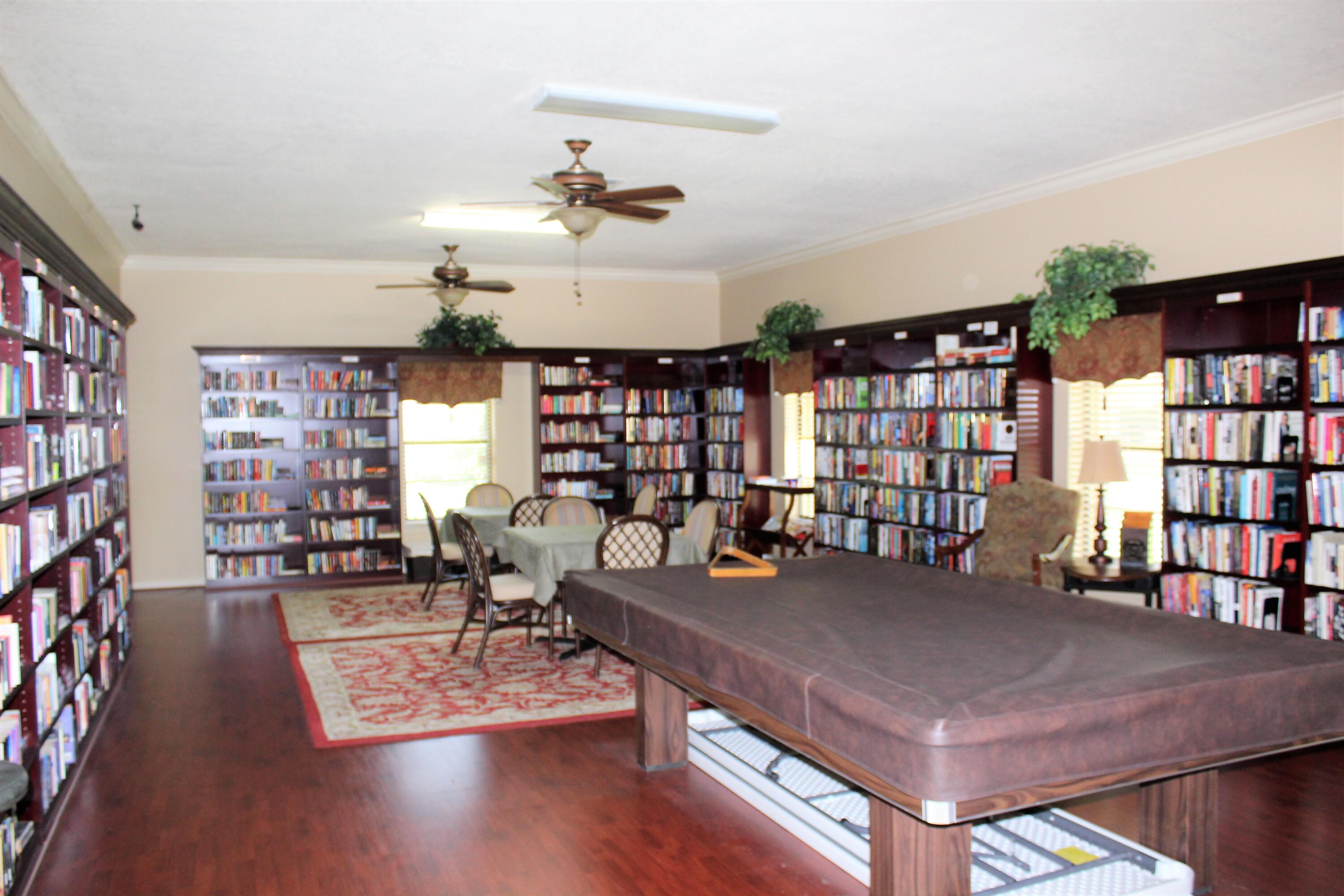 9975 Ligustrum Tree Way, Unit B Boynton Beach, FL 33436 - Photo 29 of 32 Library / Billards
