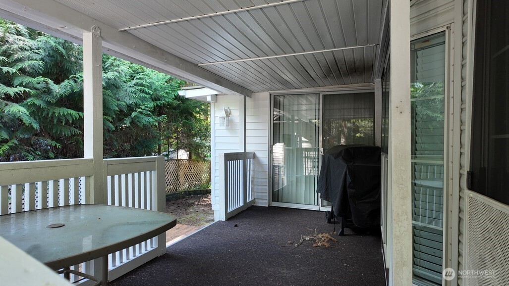 35 Branch Circle Maple Falls, WA 98266 - Photo 5 of 37 a view of a balcony dining area