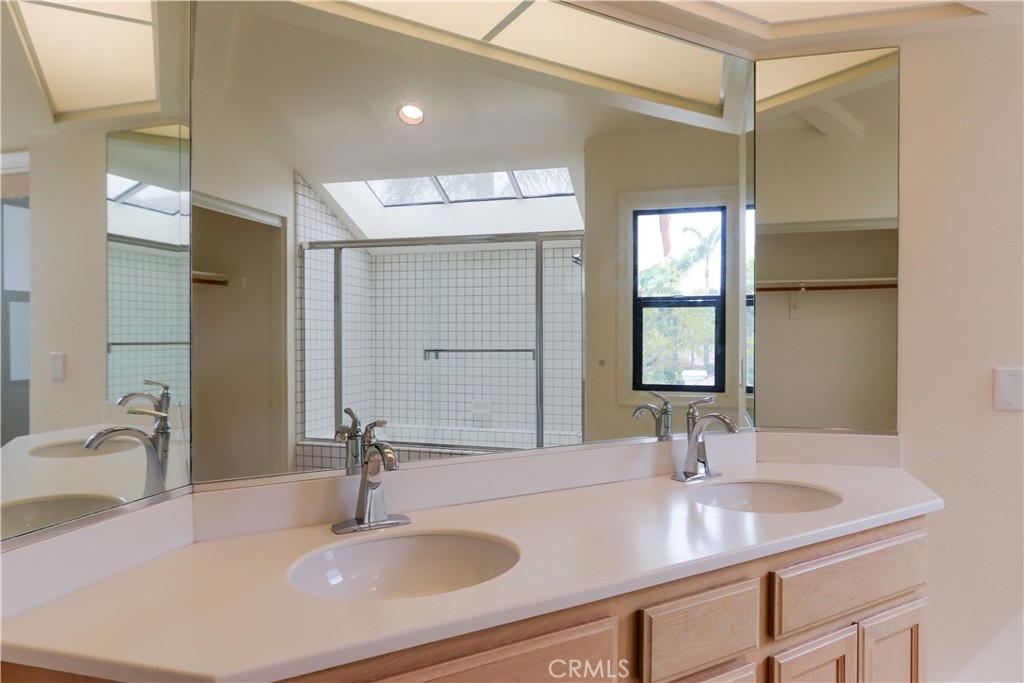 11 Terraza Del Mar Dana Point, CA 92629 - Photo 31 of 45