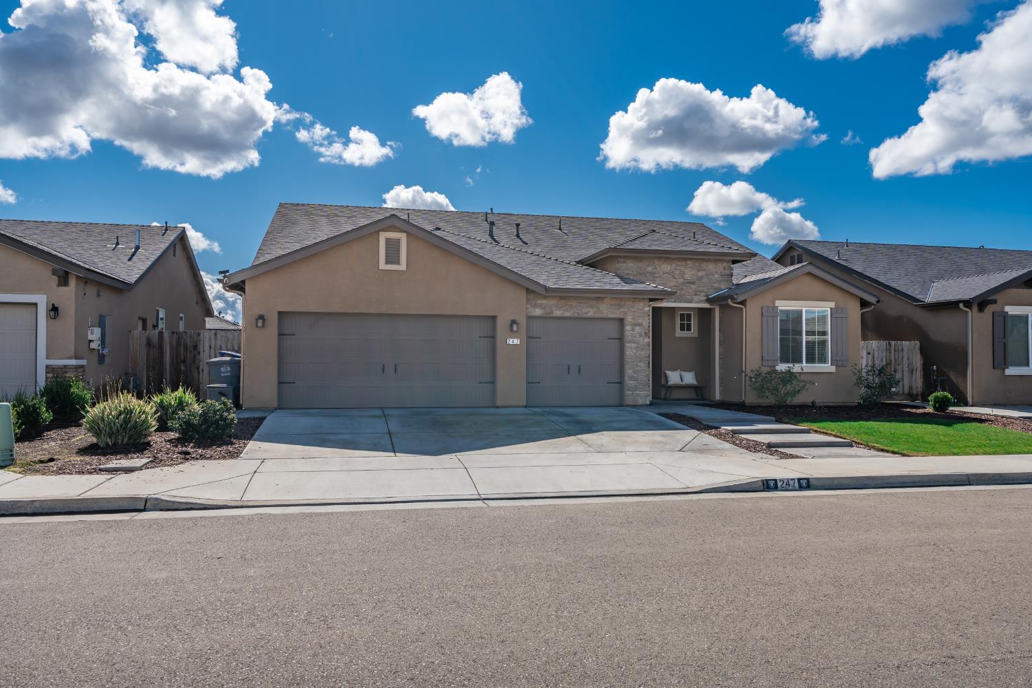 247 Rebel Street Reedley, CA 93654 - Photo 37 of 45