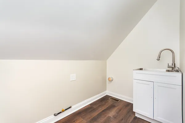 $289,500 | 16784 Anthony Avenue, Hazel Crest, IL 60429