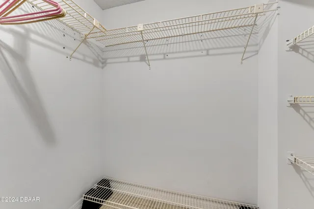 $1,695 | 935 North Halifax Avenue, Unit 410, Daytona Beach, FL 32118