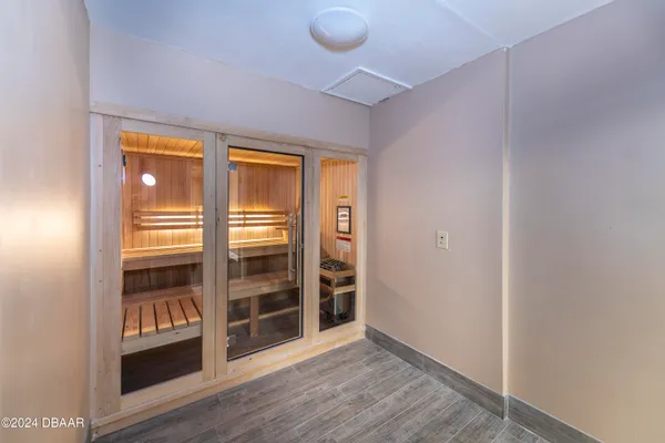 $1,695 | 935 North Halifax Avenue, Unit 410, Daytona Beach, FL 32118