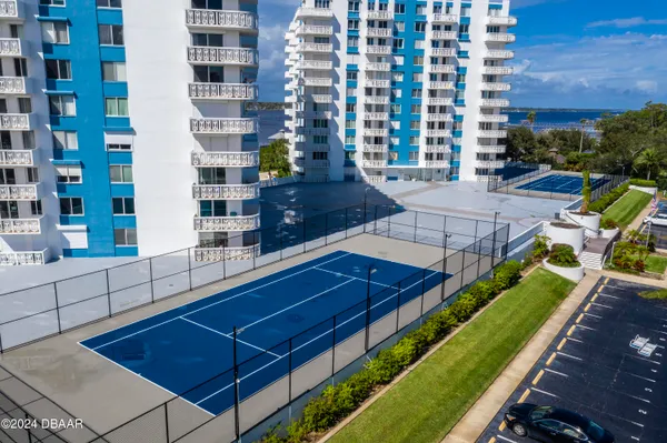 $1,695 | 935 North Halifax Avenue, Unit 410, Daytona Beach, FL 32118