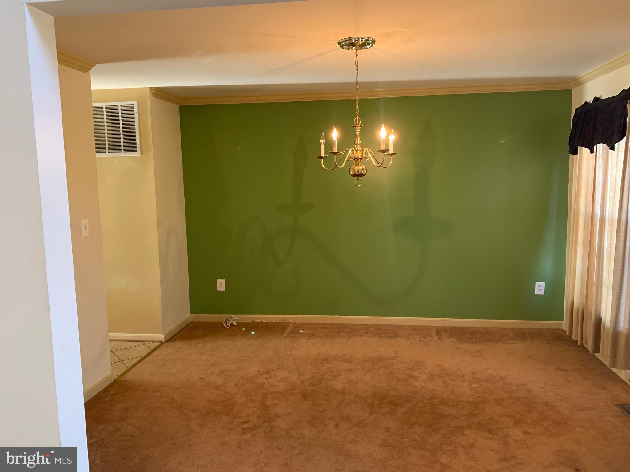 1229 Waterview Way Baltimore, MD 21221 - Photo 5 of 16 Formal dining room