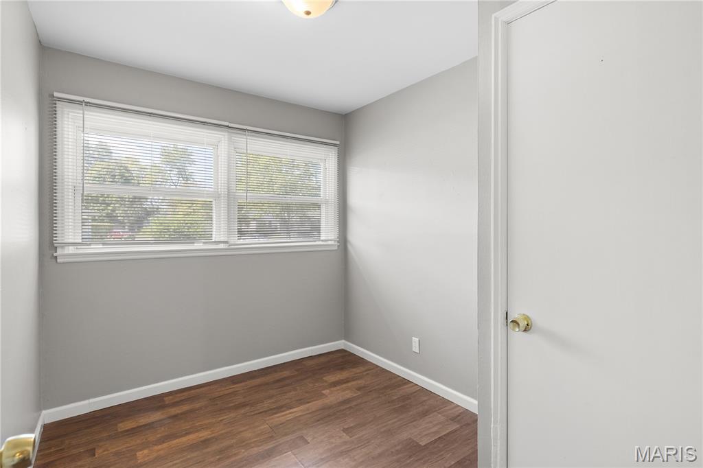 204 Tay Road St. Louis, MO 63137 - Photo 11 of 24