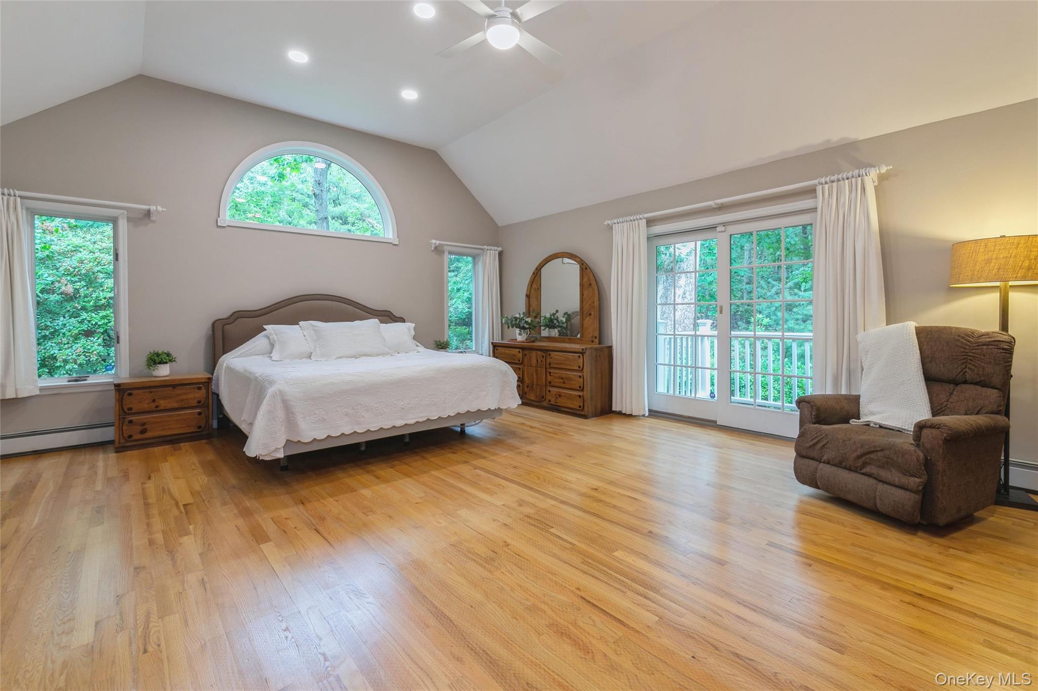 63 West Meadow Road East Setauket, NY 11733 - Photo 16 of 46