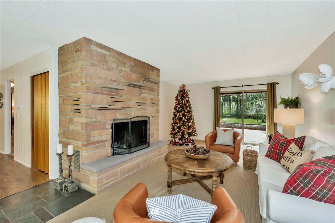 1464 Minterbrook Road Port Orchard, WA 98367 - Photo 3 of 24 Gallery Image 3