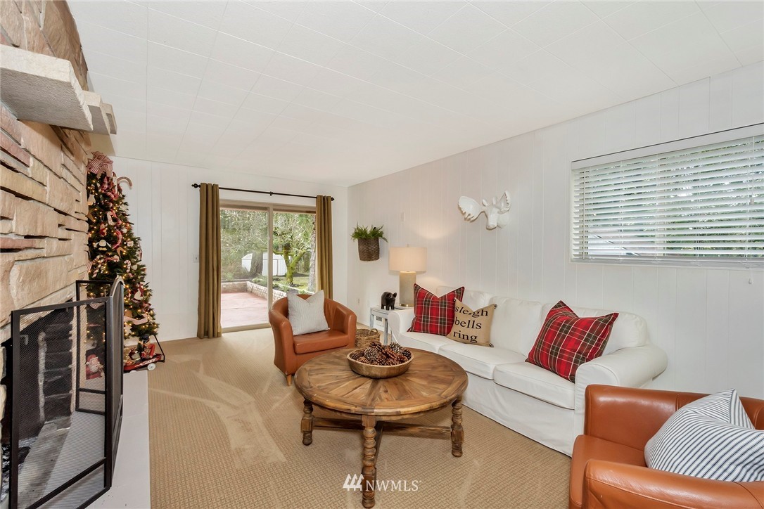 1464 Minterbrook Road Port Orchard, WA 98367 - Photo 4 of 24 Gallery Image 4