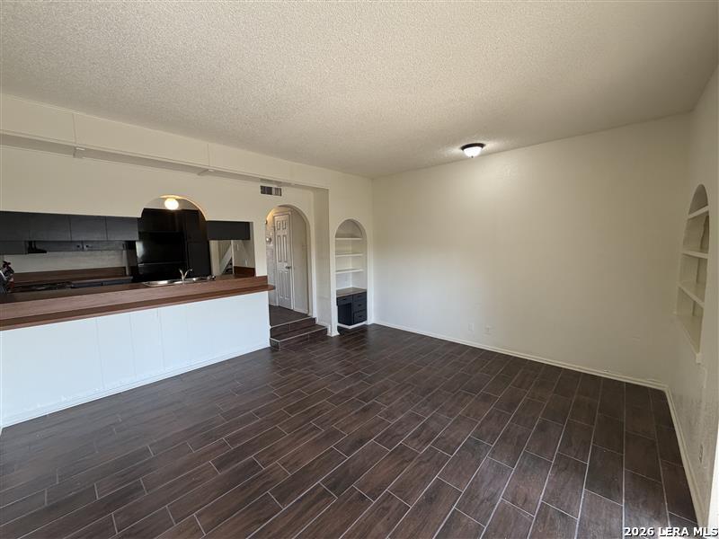 520 Gentleman Road, Unit 19 San Antonio, TX 78201 - Photo 7 of 21