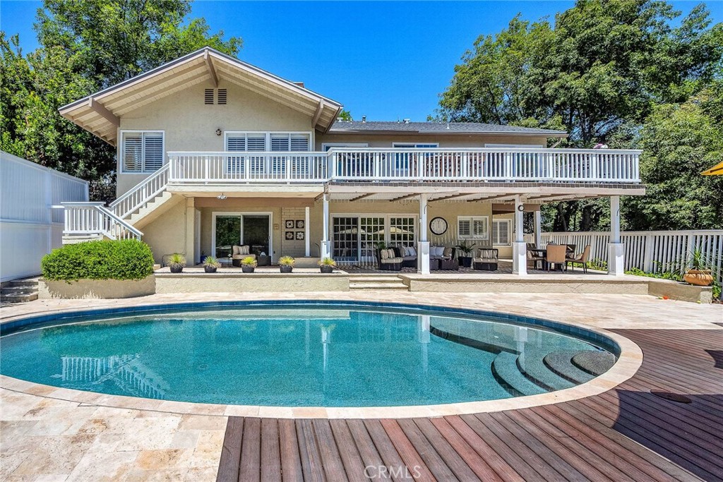 27610 Eastvale Road Palos Verdes Peninsula, CA 90274 - Photo 22 of 66 Pool area.