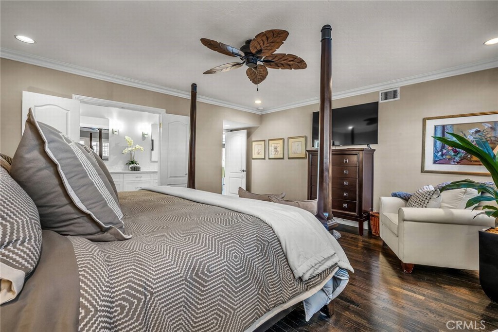 27610 Eastvale Road Palos Verdes Peninsula, CA 90274 - Photo 25 of 66 Primary bedroom.