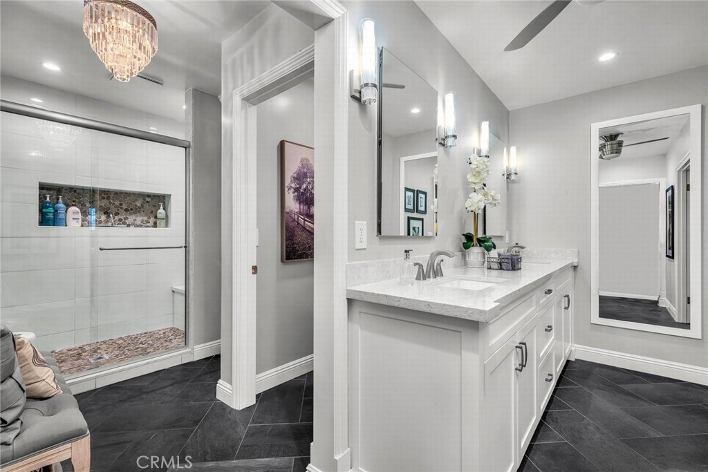 27610 Eastvale Road Palos Verdes Peninsula, CA 90274 - Photo 26 of 66 Primary bathroom.