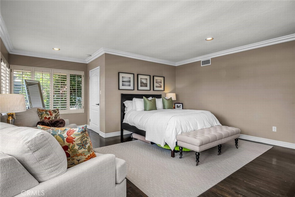27610 Eastvale Road Palos Verdes Peninsula, CA 90274 - Photo 29 of 66 Upper level bedroom with fireplace.