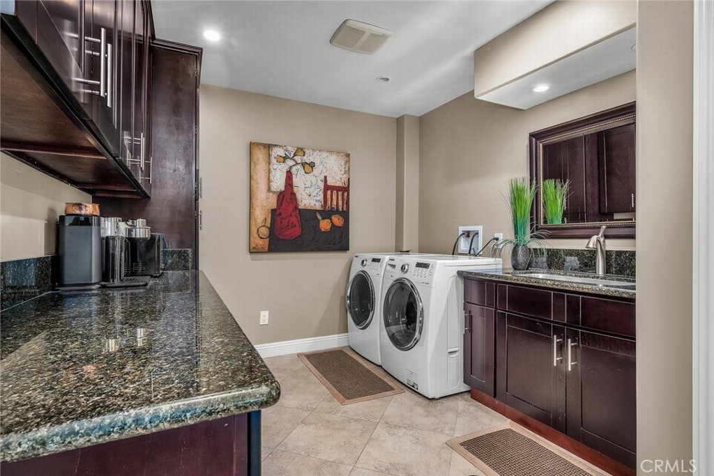 27610 Eastvale Road Palos Verdes Peninsula, CA 90274 - Photo 41 of 66 Laundry room.