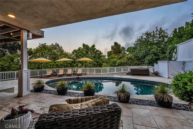 $3,190,000 | 27610 Eastvale Road, Palos Verdes Peninsula, CA 90274