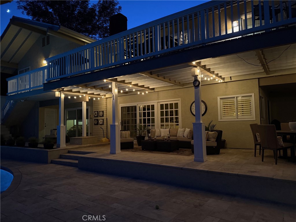 27610 Eastvale Road Palos Verdes Peninsula, CA 90274 - Photo 64 of 66 Evening patio.