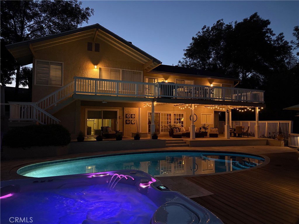 27610 Eastvale Road Palos Verdes Peninsula, CA 90274 - Photo 65 of 66 Evening in the spa.