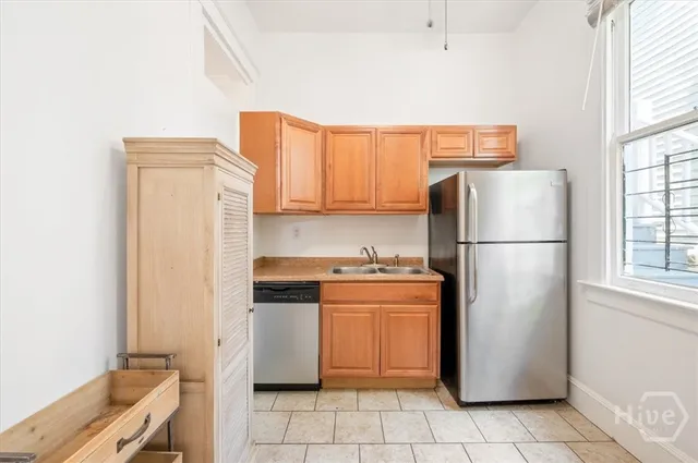 $1,700 | 1914 Barnard Street, Unit D, Savannah, GA 31401