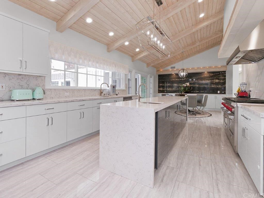 5 Chuckwagon Road Rolling Hills, CA 90274 - Photo 15 of 58 Remodeled Contemporary Style Kitchen