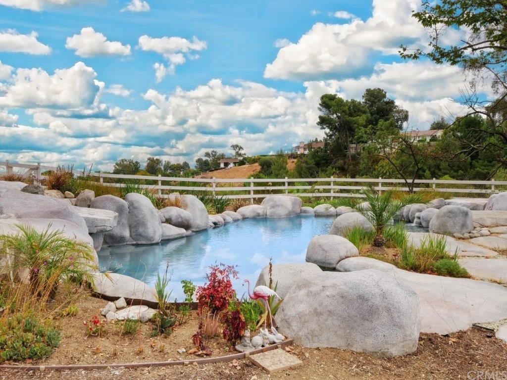 5 Chuckwagon Road Rolling Hills, CA 90274 - Photo 47 of 58 Pool View