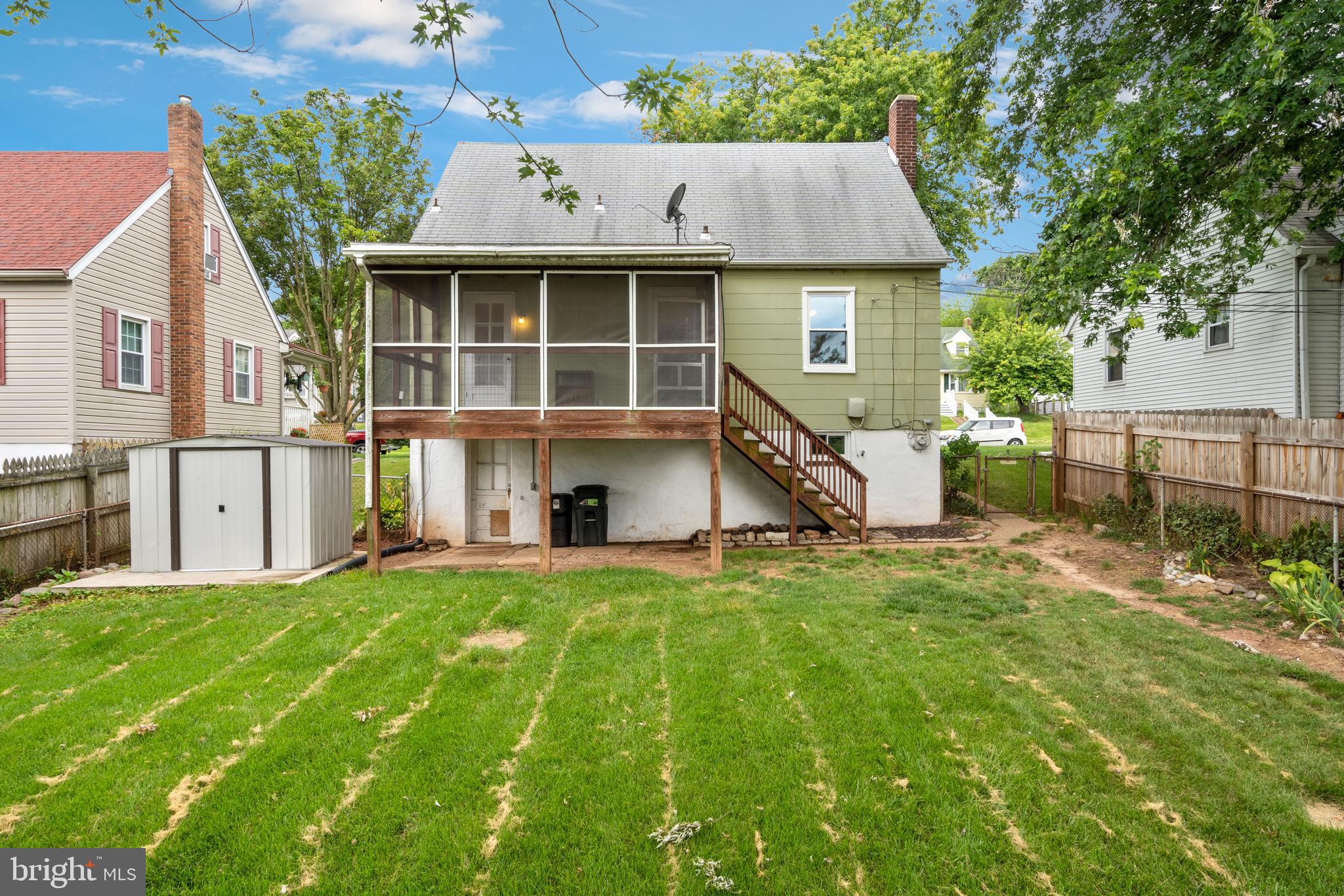 5559 Oakland Road Baltimore, MD 21227 - Photo 40 of 44