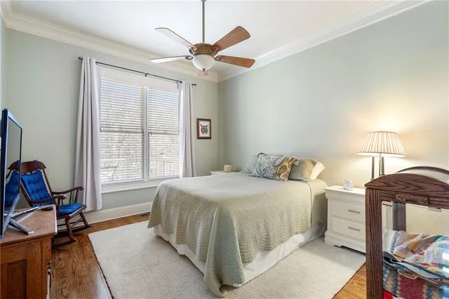 a view of a workspace with furniture