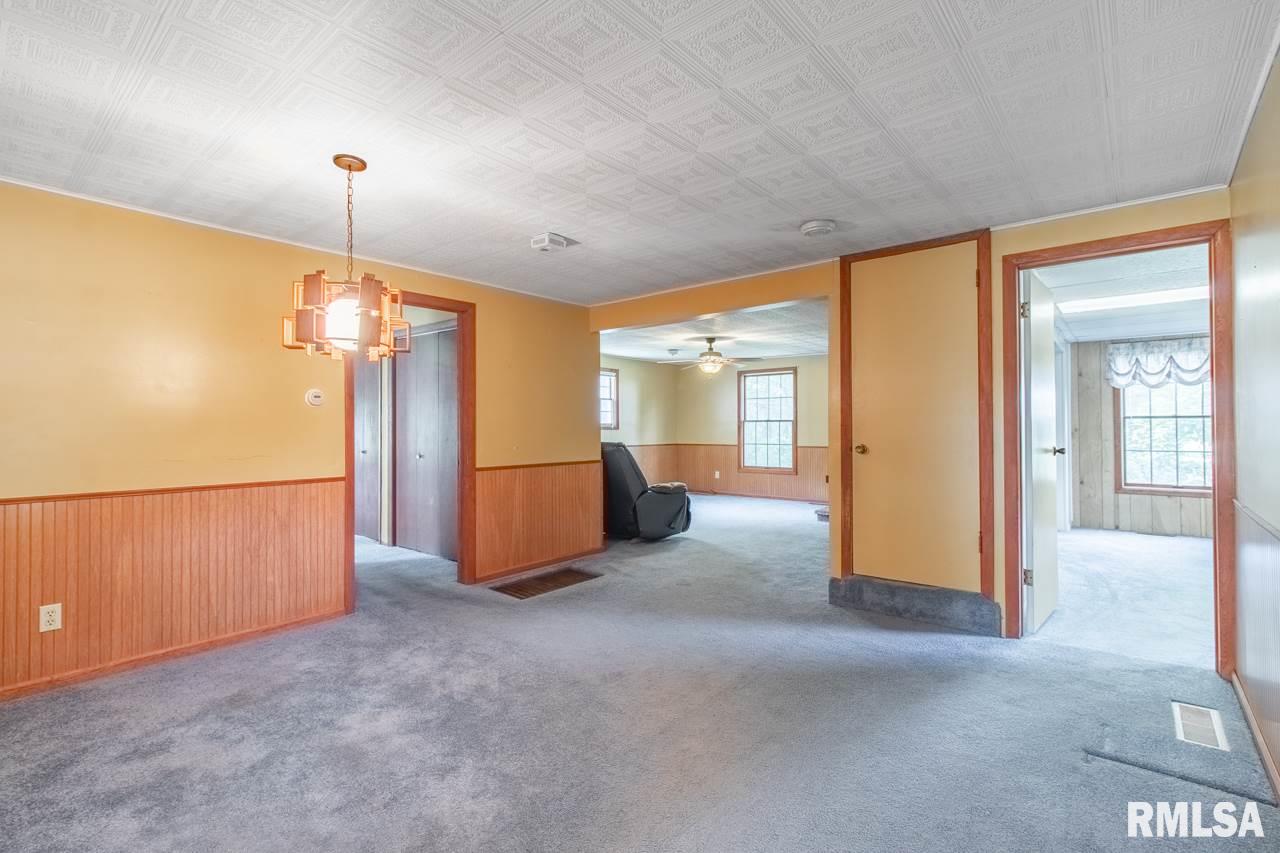 22700 West Swab Run Road Elmwood, IL 61529 - Photo 20 of 36 Gallery Image 20