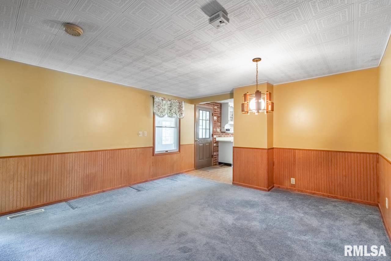 22700 West Swab Run Road Elmwood, IL 61529 - Photo 21 of 36 Gallery Image 21