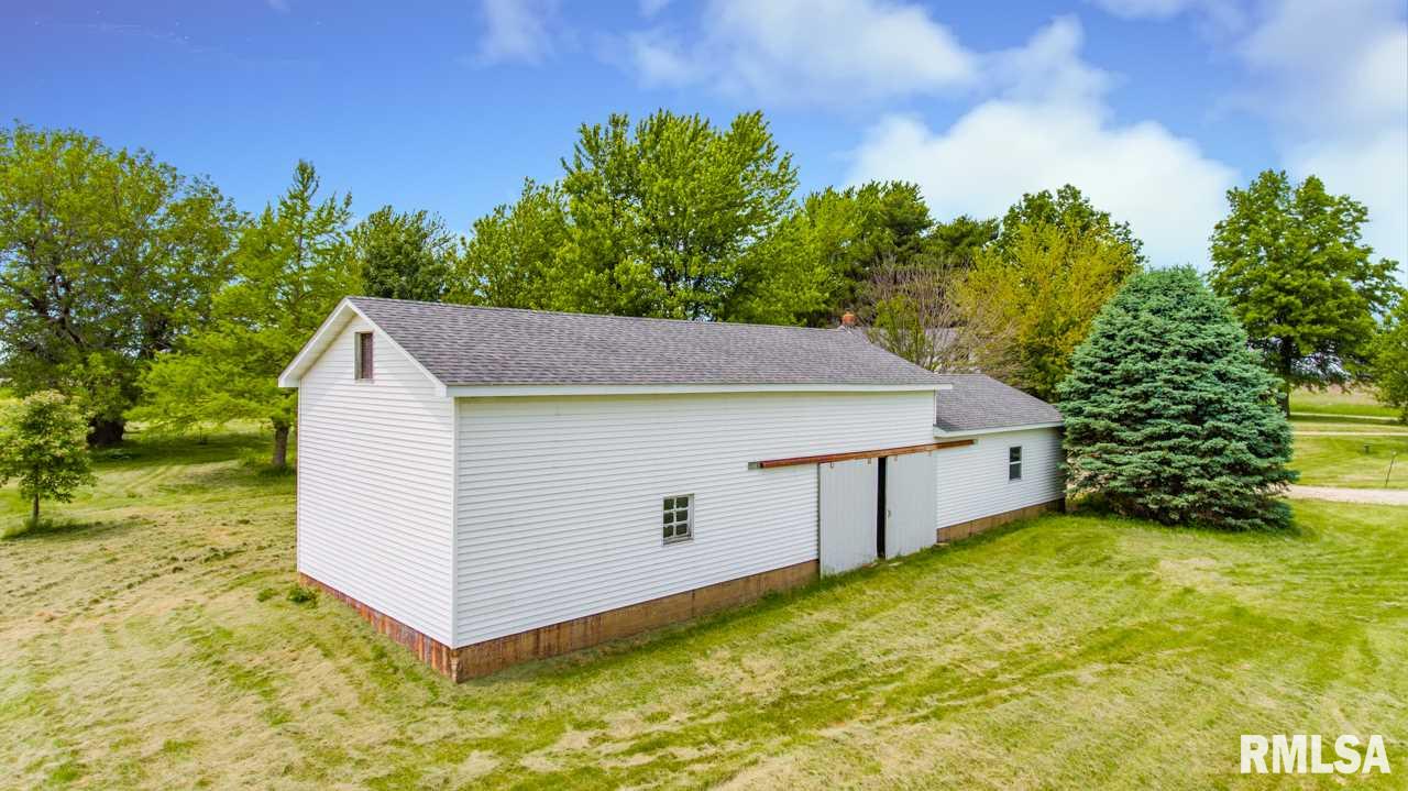 22700 West Swab Run Road Elmwood, IL 61529 - Photo 4 of 36 Gallery Image 4