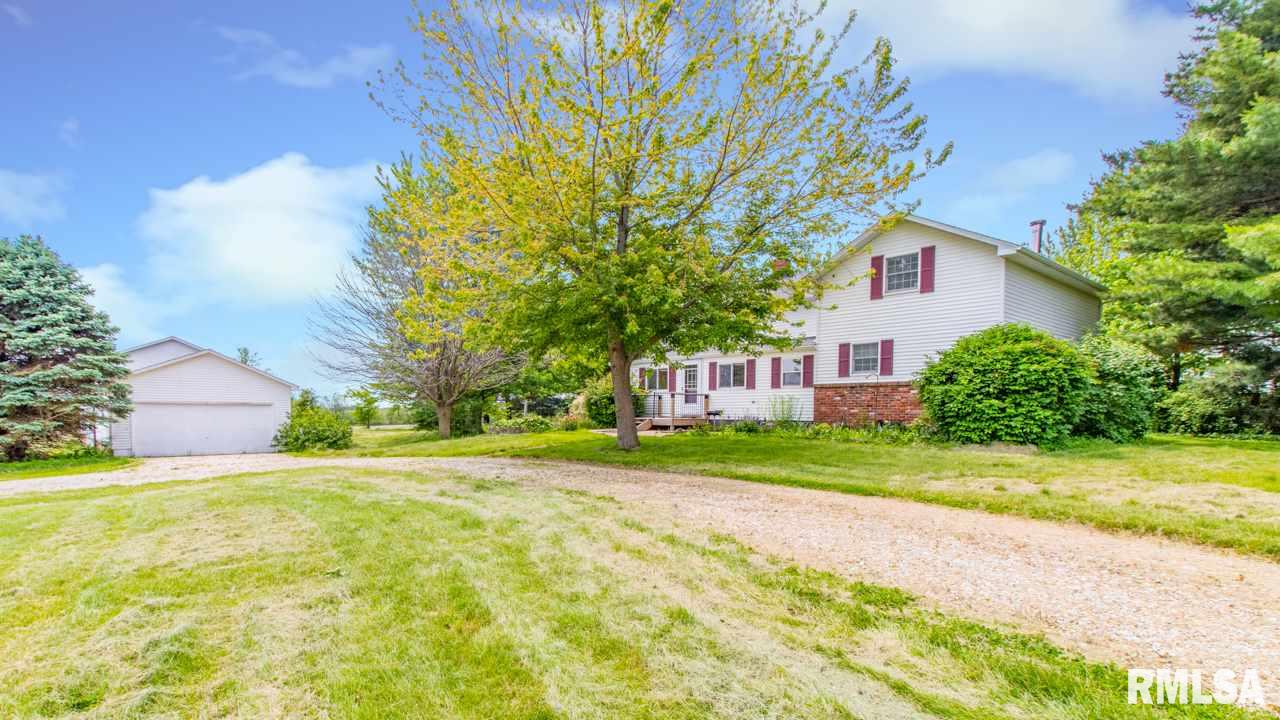 22700 West Swab Run Road Elmwood, IL 61529 - Photo 10 of 36 Gallery Image 10