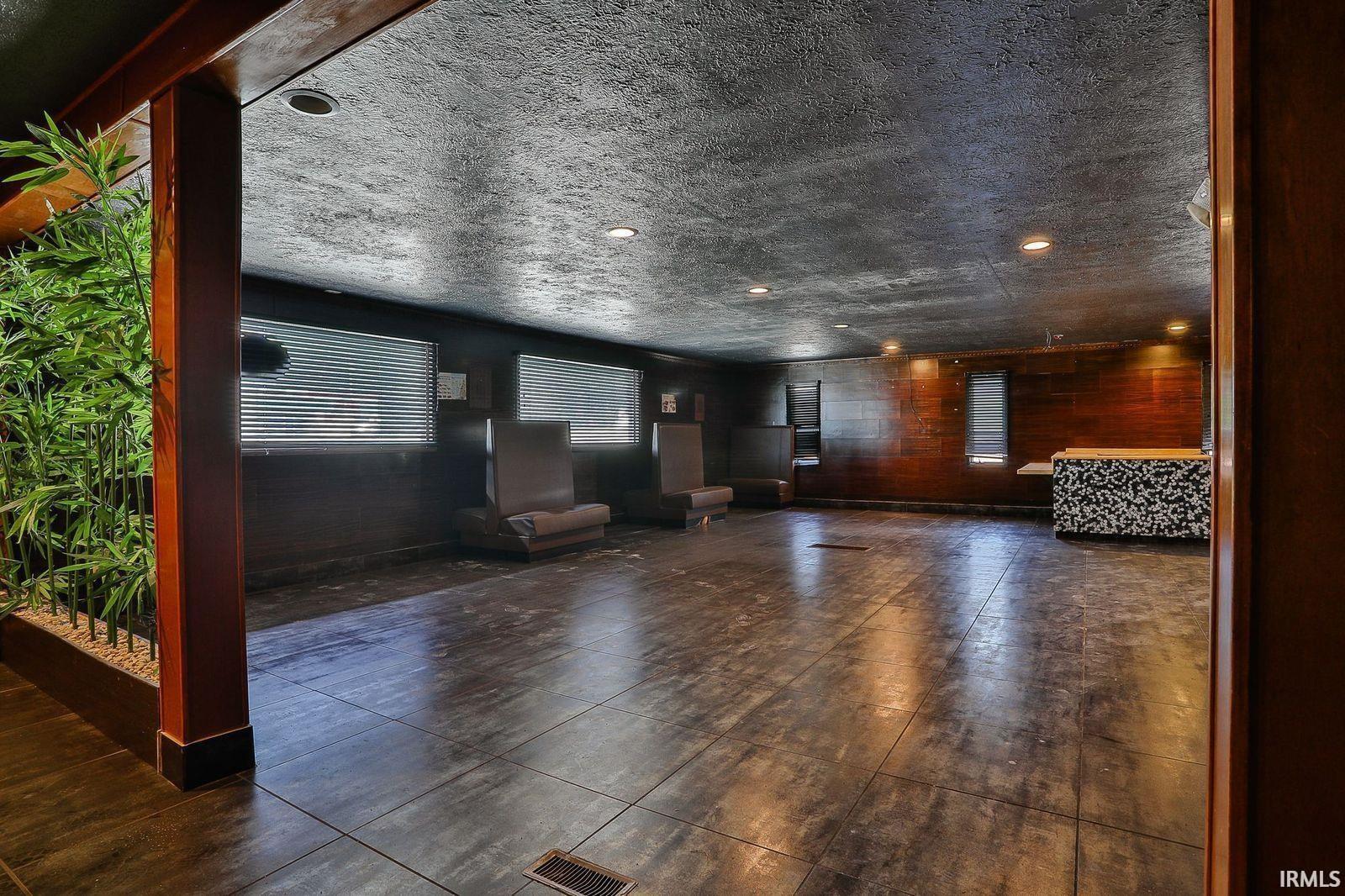 101 Argonne Road Warsaw, IN 46580 - Photo 6 of 18 Gallery Image 6