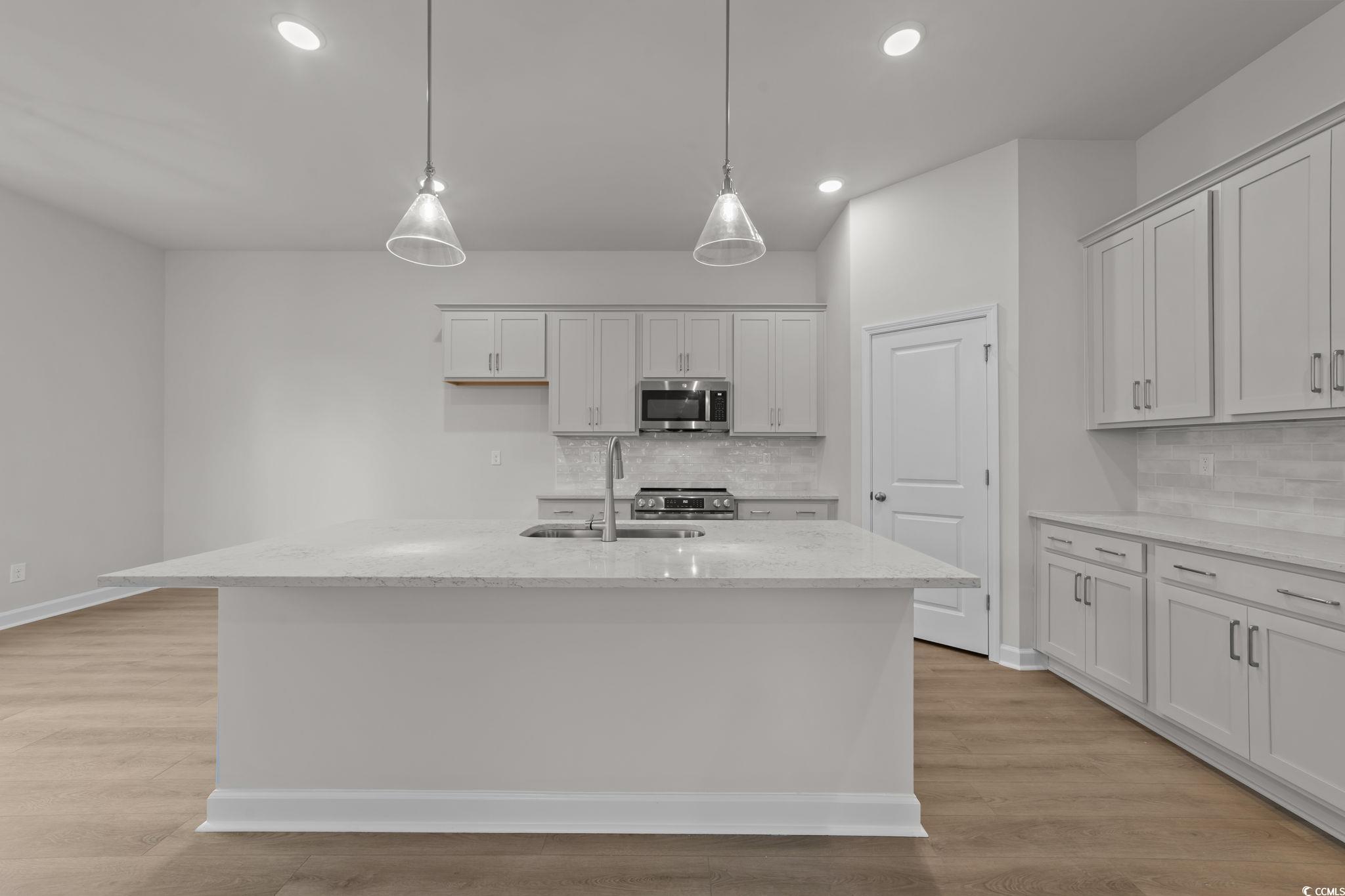 787 Ebb Tide Road Little River, SC 29566 - Photo 10 of 32 Gallery Image 10