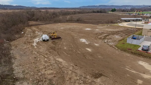 $750,000 | 0 West Eads Parkway, Lawrenceburg, IN 47025