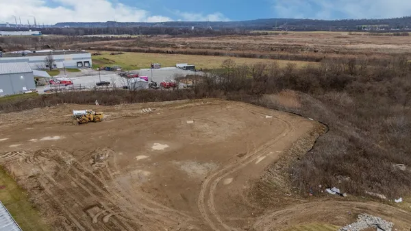 $750,000 | 0 West Eads Parkway, Lawrenceburg, IN 47025