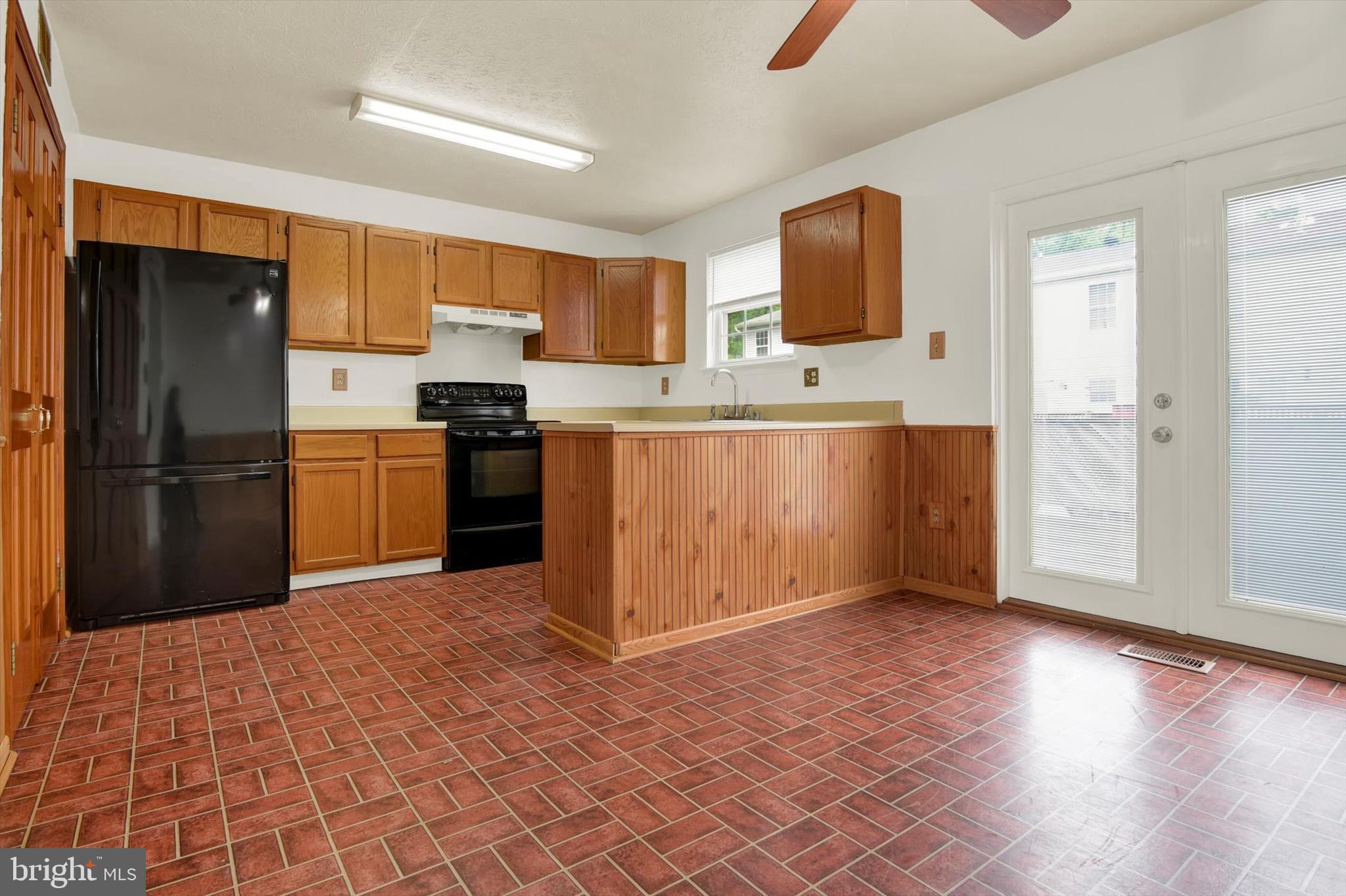 4044 Issacs Road Middle River, MD 21220 - Photo 11 of 30