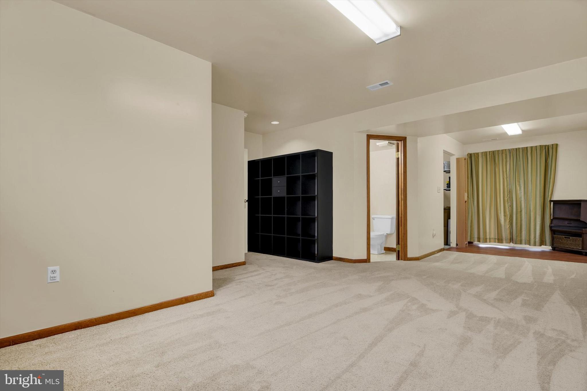 4044 Issacs Road Middle River, MD 21220 - Photo 6 of 30