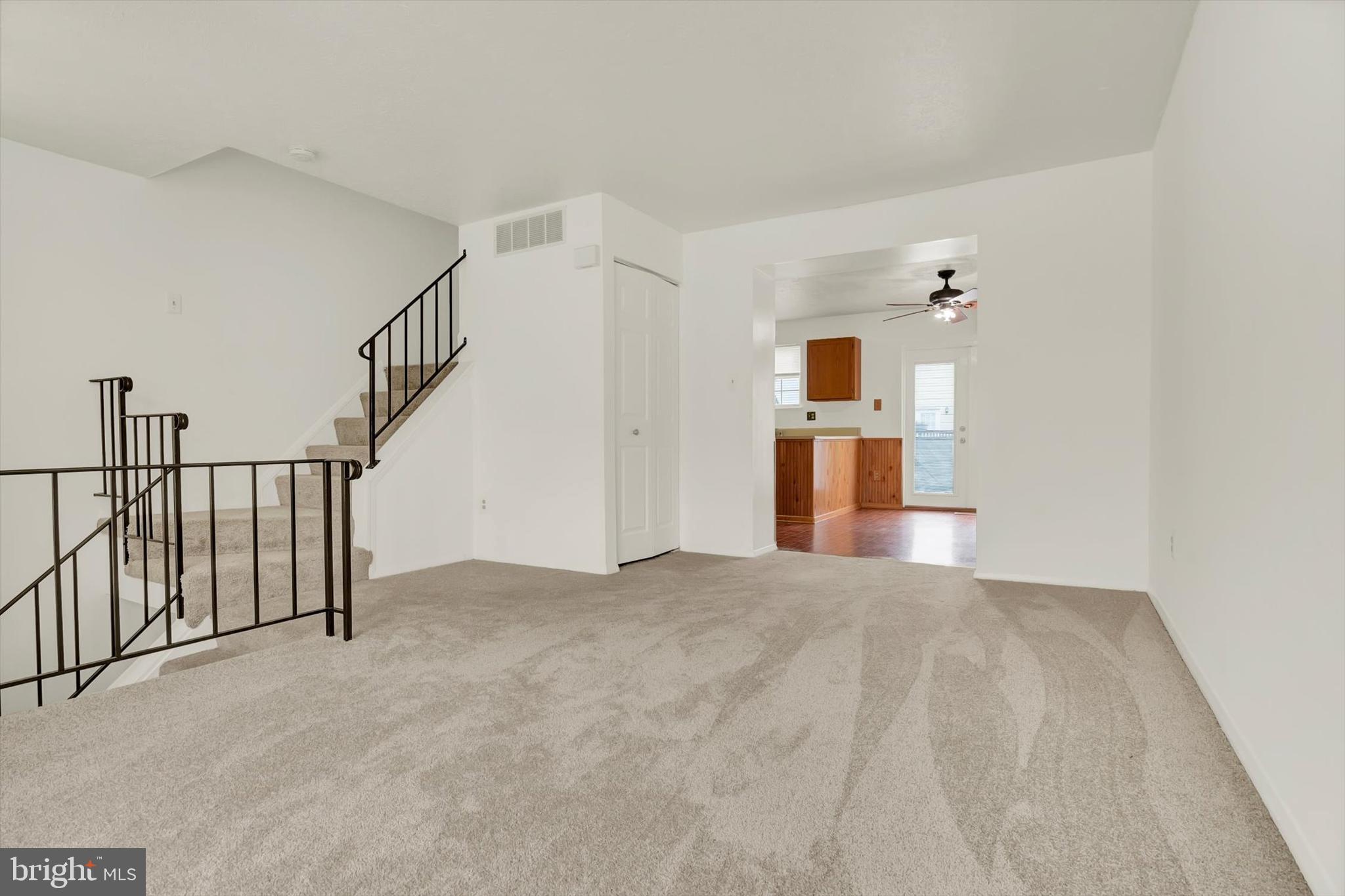 4044 Issacs Road Middle River, MD 21220 - Photo 8 of 30